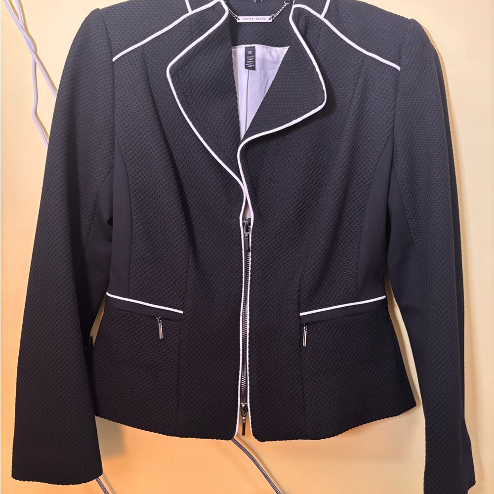 Elegant Black Blazer with White Trim